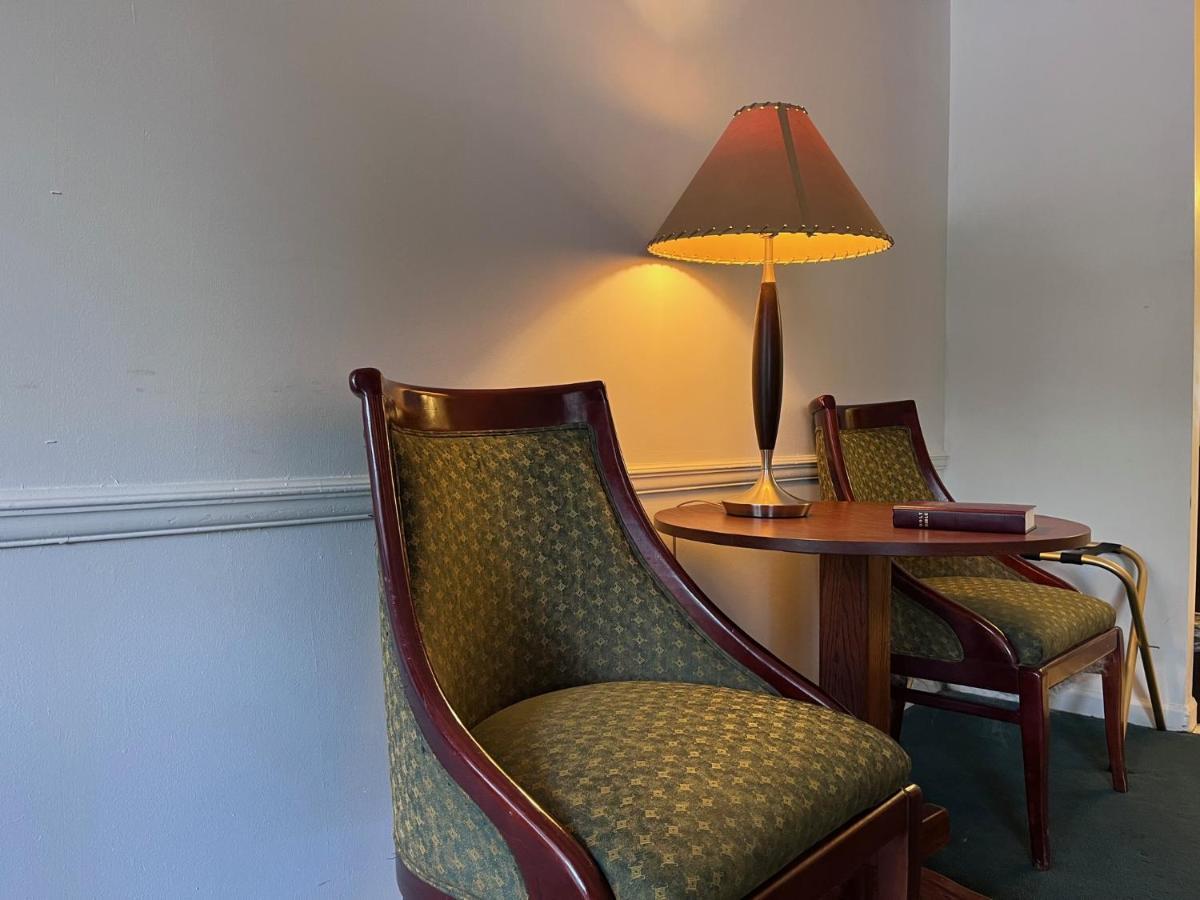 Windtree Inn Grove Hill 외부 사진